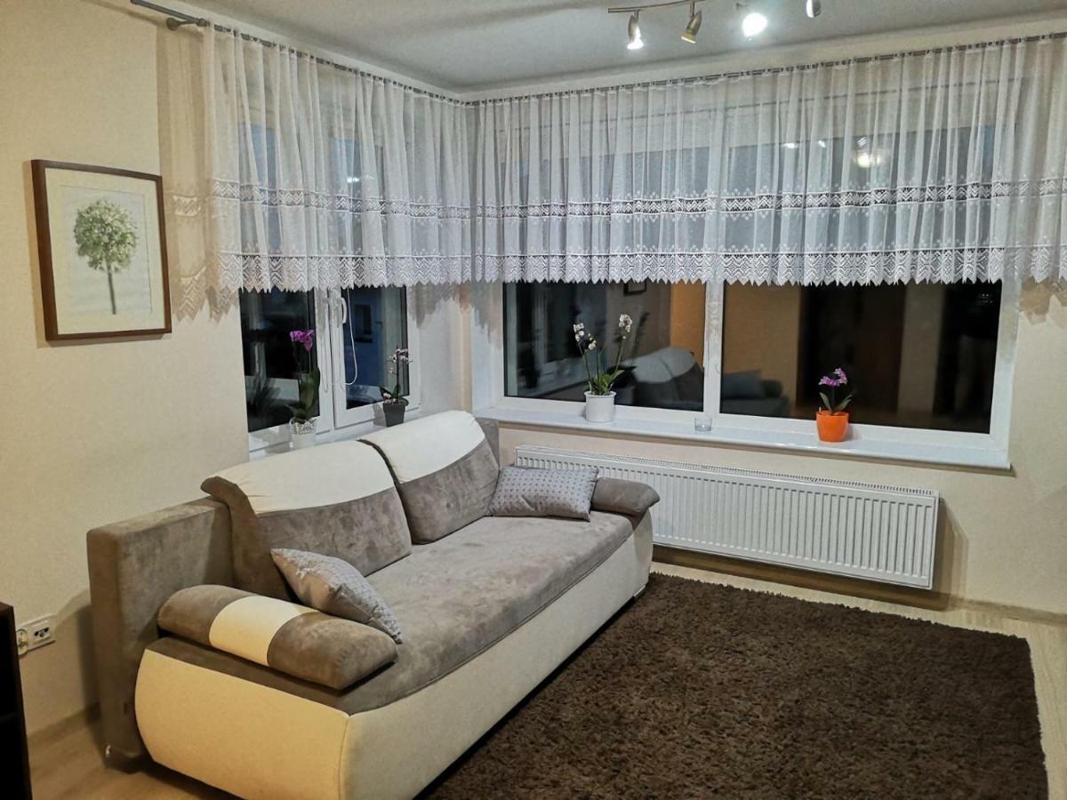 Caloroczny Dom Wypoczynkowy Anna Charzykowy Buitenkant foto